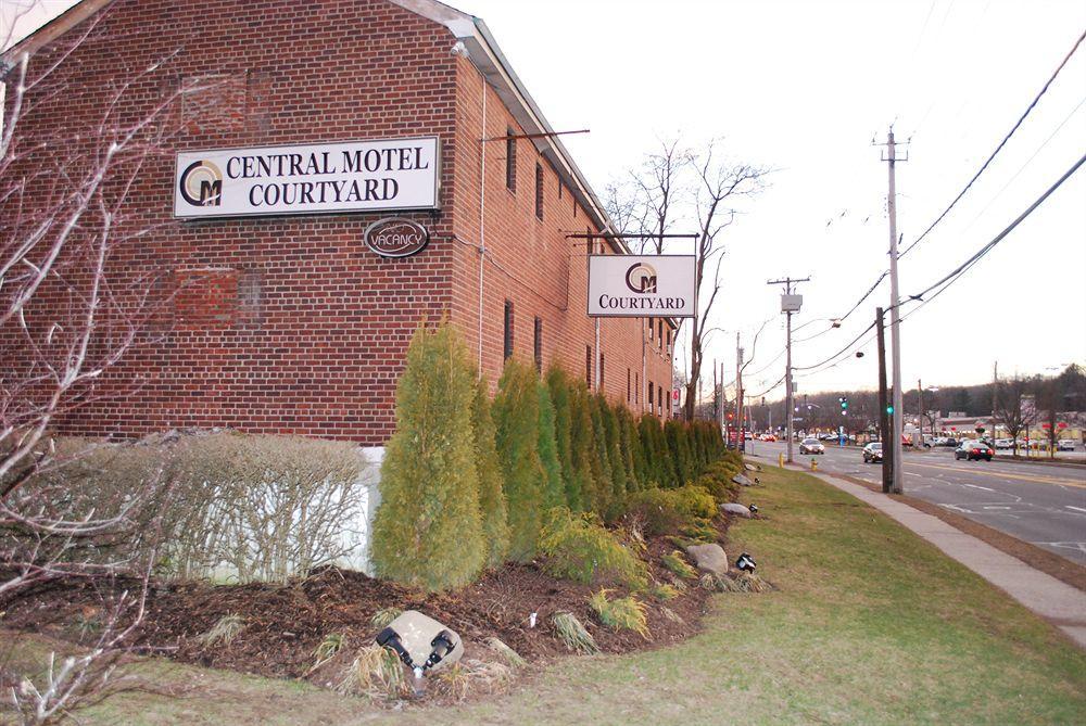 وايت بلينز Central Motel Courtyard المظهر الخارجي الصورة