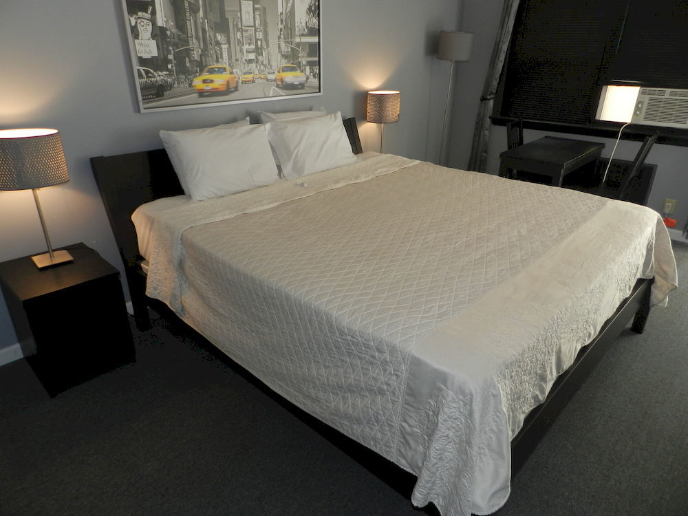وايت بلينز Central Motel Courtyard المظهر الخارجي الصورة