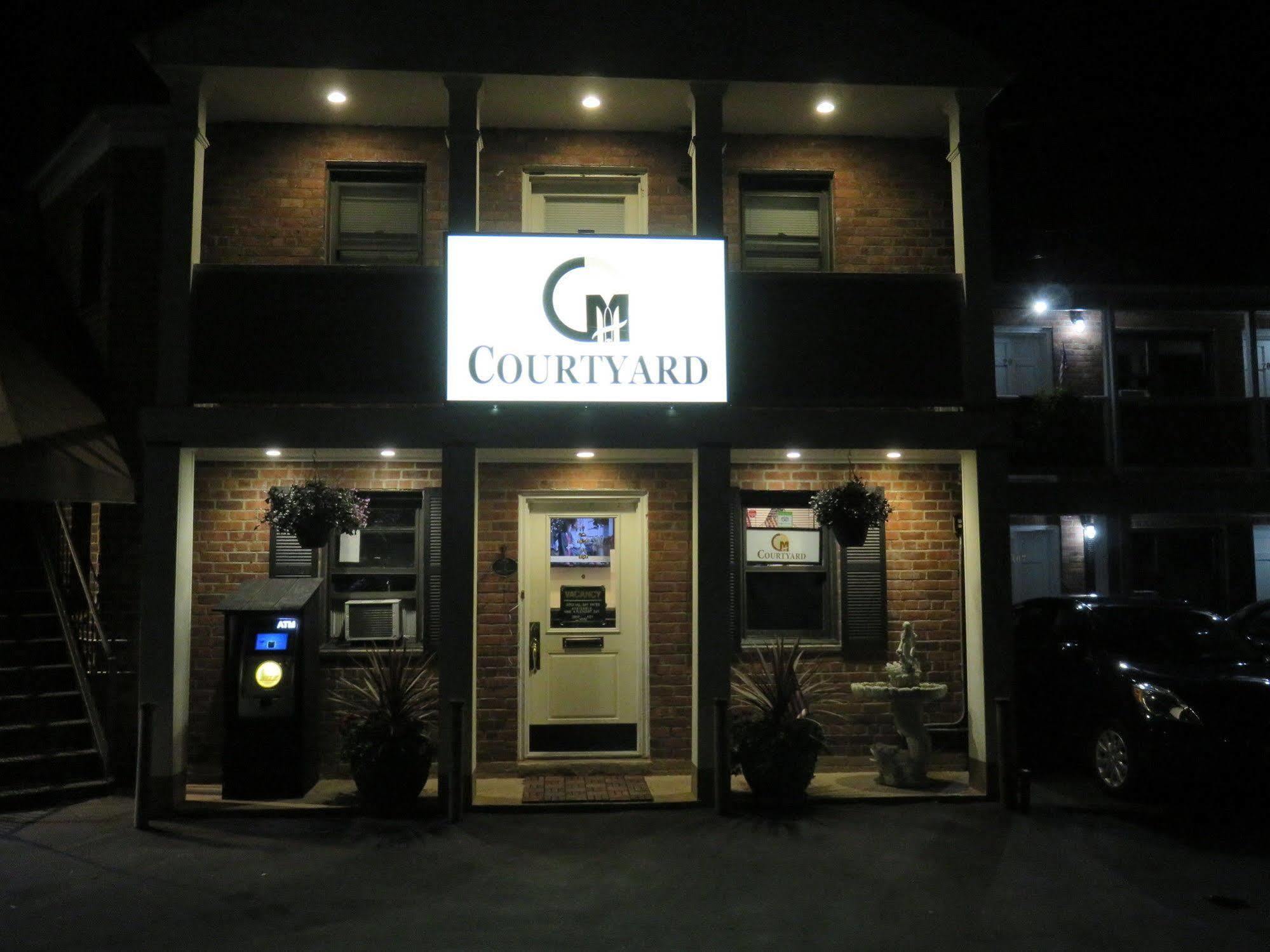 وايت بلينز Central Motel Courtyard المظهر الخارجي الصورة