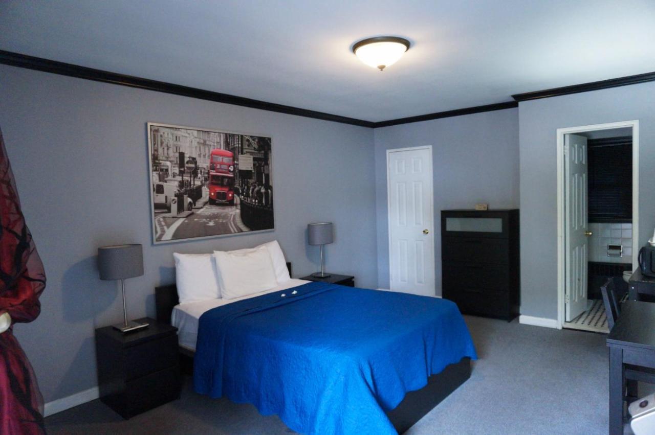 وايت بلينز Central Motel Courtyard المظهر الخارجي الصورة
